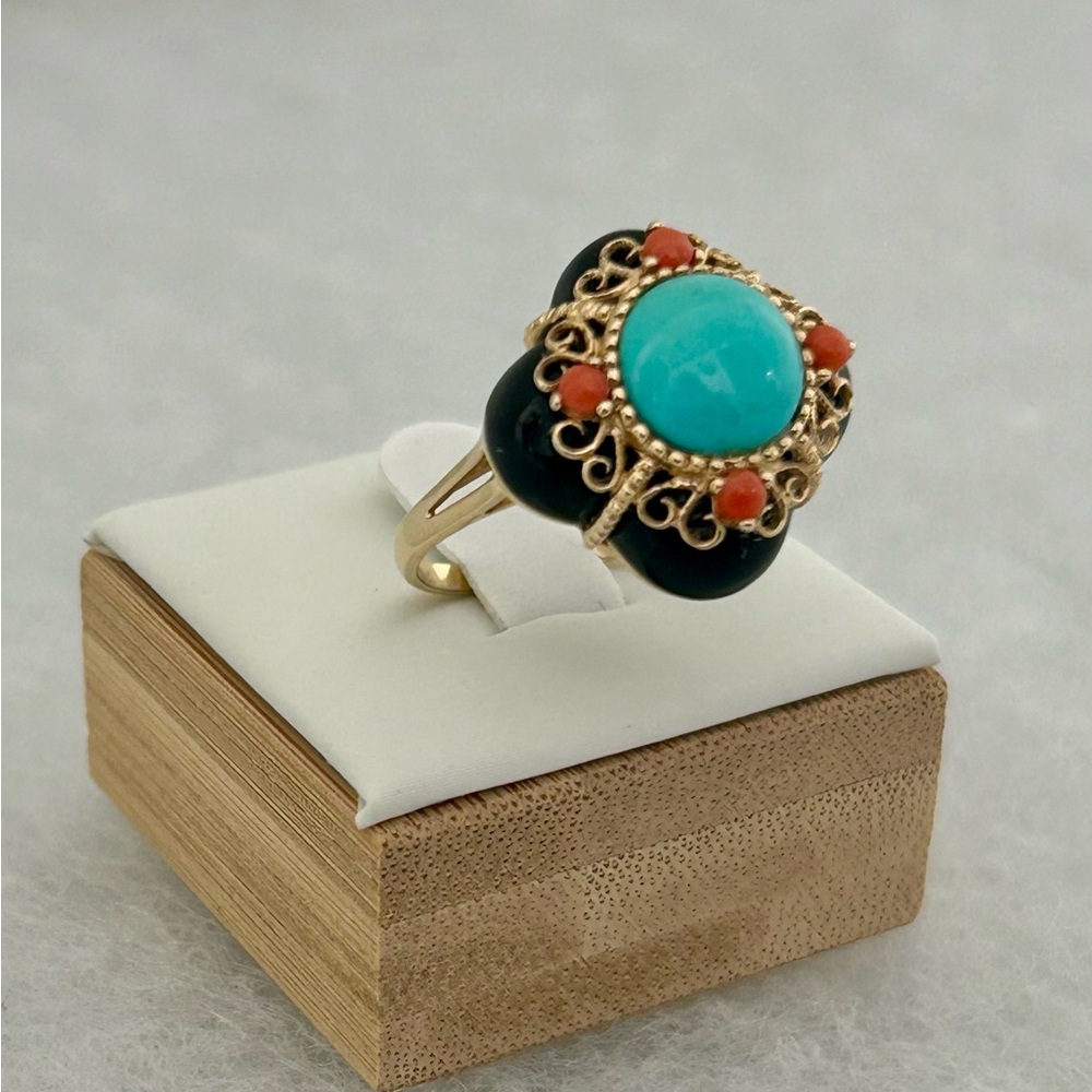 [SOLD] Elegant 14k Yellow Gold Turquoise and Coral Ring
